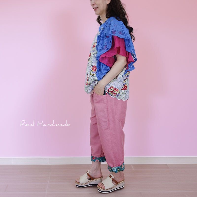 ロイヤルブルーレースと花咲くパッチ アシメフリルプルオーバー