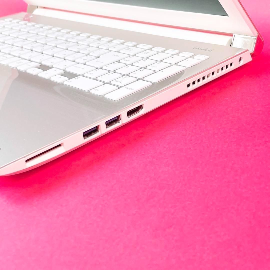 初期設定済みですぐ使える❣️サクサク動く薄型ノートパソコンSSDカメラ付きゴールド 初期設定済みですぐ使える❣️サクサク動く薄型ノートパソコンSSD