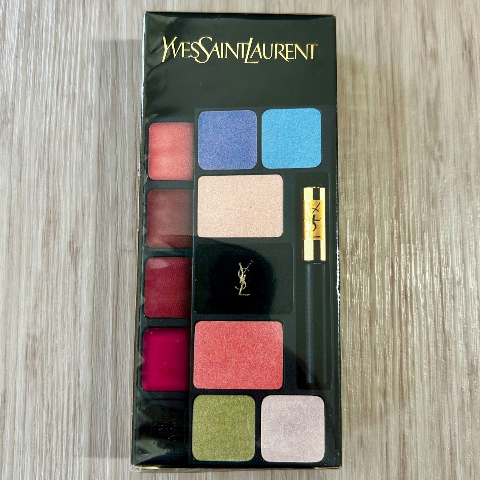 イヴサンローラン メイクアップパレット VARIATION COULEURS 未開封