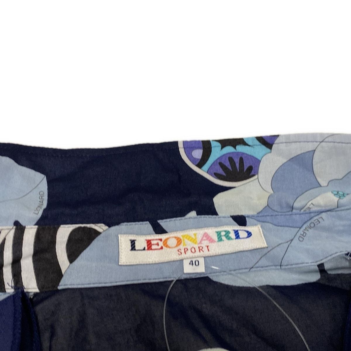 LEONARD SPORT(レオナールスポーツ) 長袖シャツブラウス サイズ