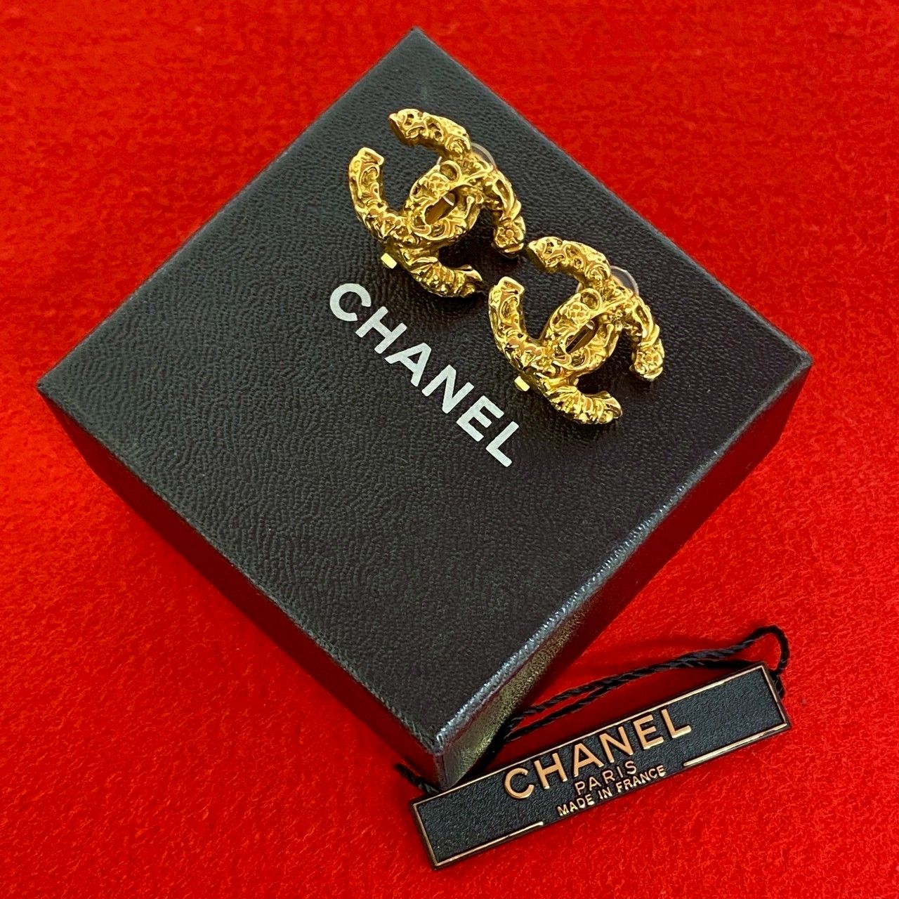 CHANEL イヤーカフ　片耳　ココマーク　刻印　箱付き 極 美品 箱付き CHANEL シャネル ヴィンテージ ココマーク