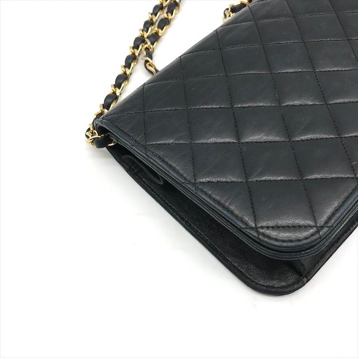 良品 CHANEL シャネル ココマーク マトラッセ ラムスキン プッシュロック チェーン ショルダー バッグ ブラック レディース a8389 CHANEL（シャネル） マトラッセ ココマーク プッシュロック チェーン