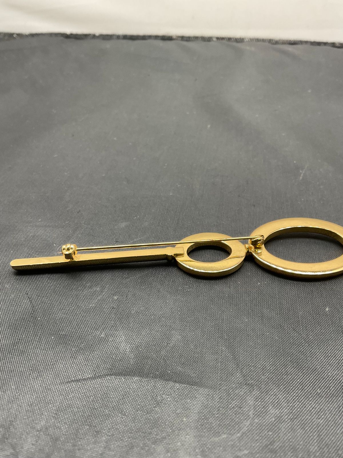 クリスチャンディオール ブローチ B25052507 クリスチャンディオール