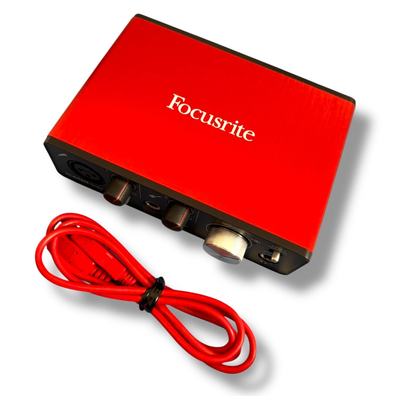 中古 Focusrite フォーカスライト オーディオインターフェイス 10イン  