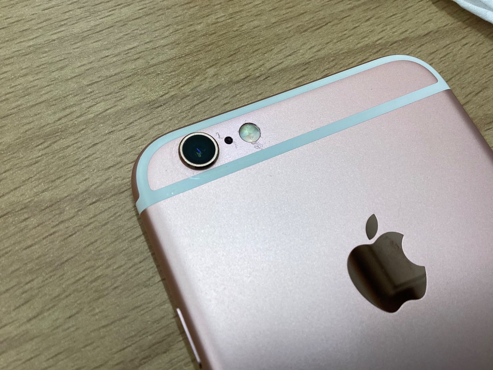 O323 Apple iPhone 6s 本体 64GB SIMロック解除済み・初期化済み