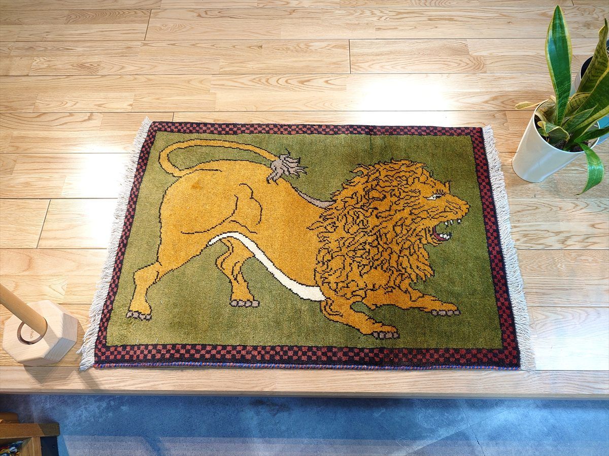 ペルシャ ギャッベ アマレバフト ラグ 90x60㎝ ライオンギャッベ オリーブグリーン RJ14028
