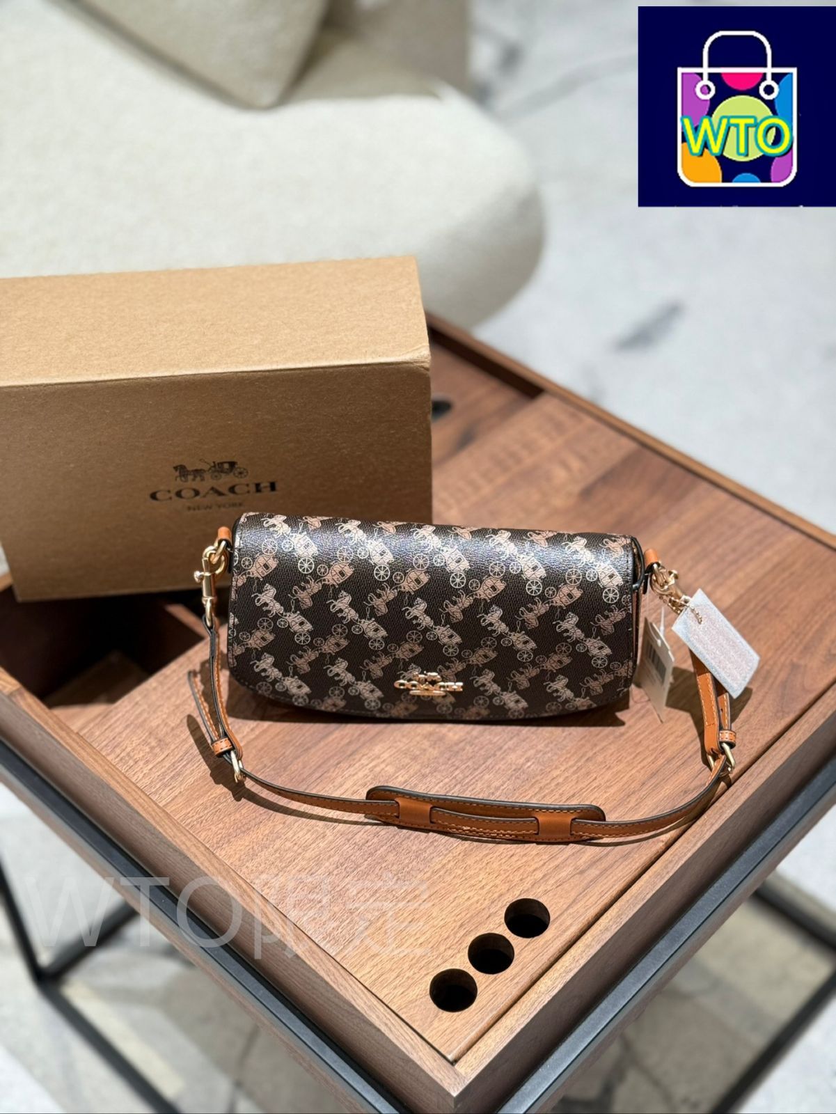 今日特価】COACH 12 月 New Arrival Carriage 腋下バッグ-WTO