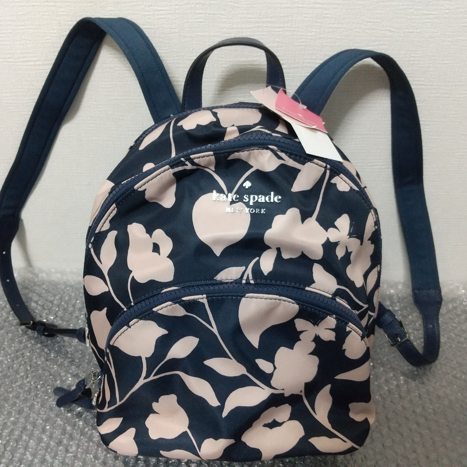 未使用品】kate spade リュック バックパック 花柄 ネイビー - メルカリ