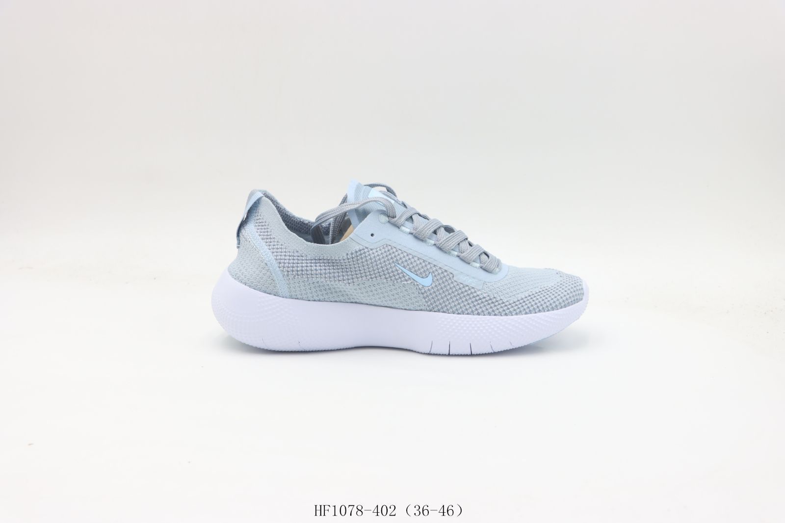 今日 ナイキ ランニングシューズ 藍白 HF1078-402 Blue and White