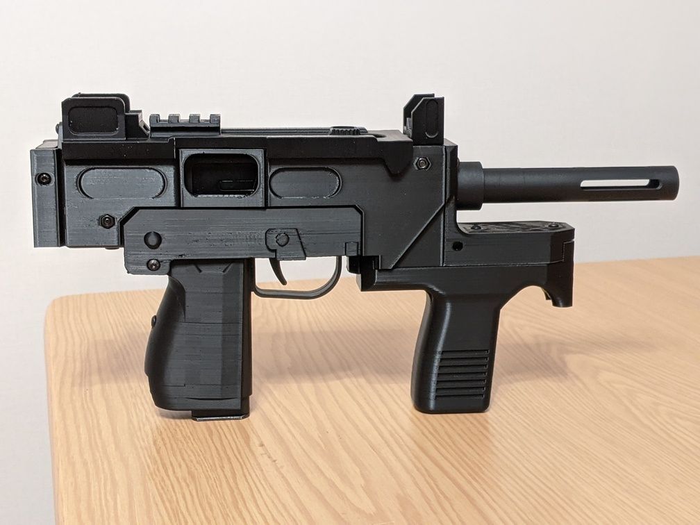 マルゼンM11用 9mm機関拳銃風外装キット - 模型/プラモデル