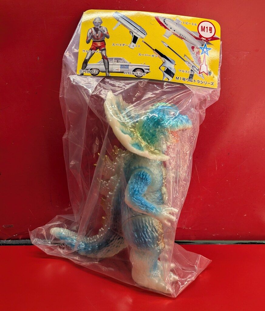 M1号 世紀の大怪獣 ジラース 蓄光Ver. 緑金塗装 【公式通販】