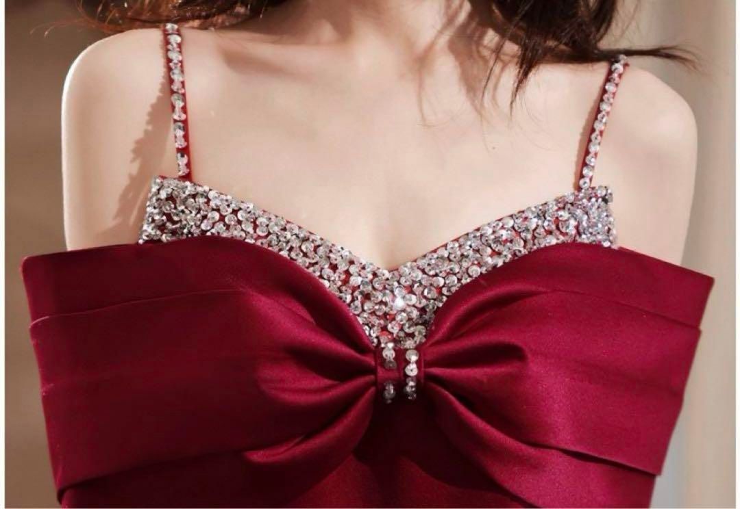 リボンのデザインが可愛くゴージャスオフショルイブニングドレス リボンのデザインが可愛くゴージャスオフショルイブニングドレス