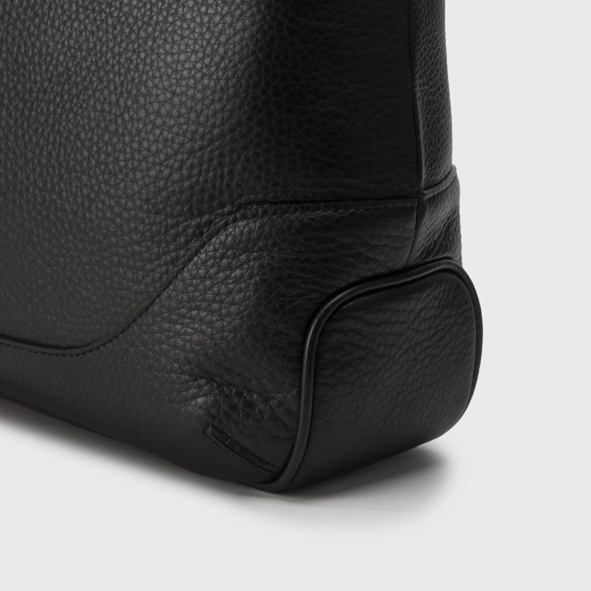 PELLE MORBIDA ペッレモルビダ ビジネスバッグ リュック A4レザー PELLE MORBIDA 最大37% 11/19限定 ペッレモルビダ ビジネスリュック