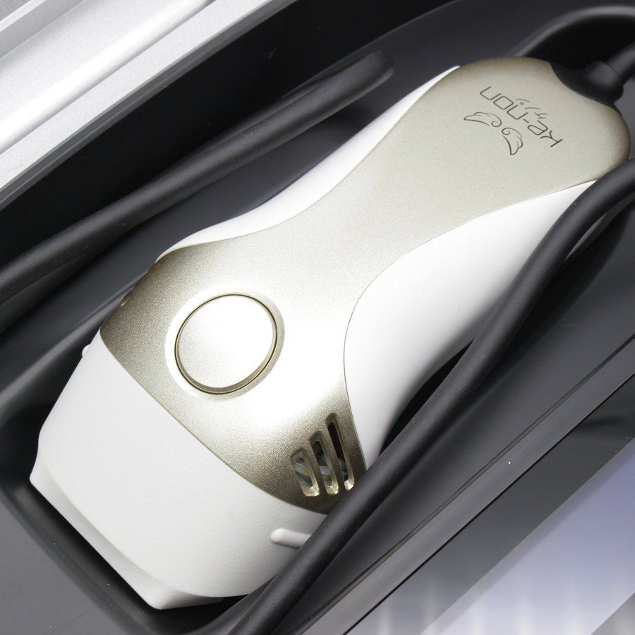 ケノン 脱毛器 8.6 美顔専用カートリッジ付き ケノン 脱毛器 8.6 美顔