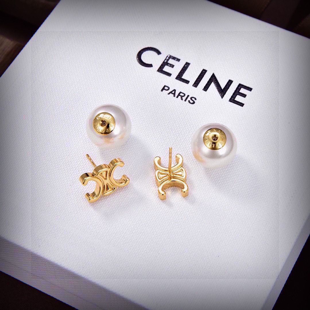 CELINE(セリーヌ)パールデザインピアス