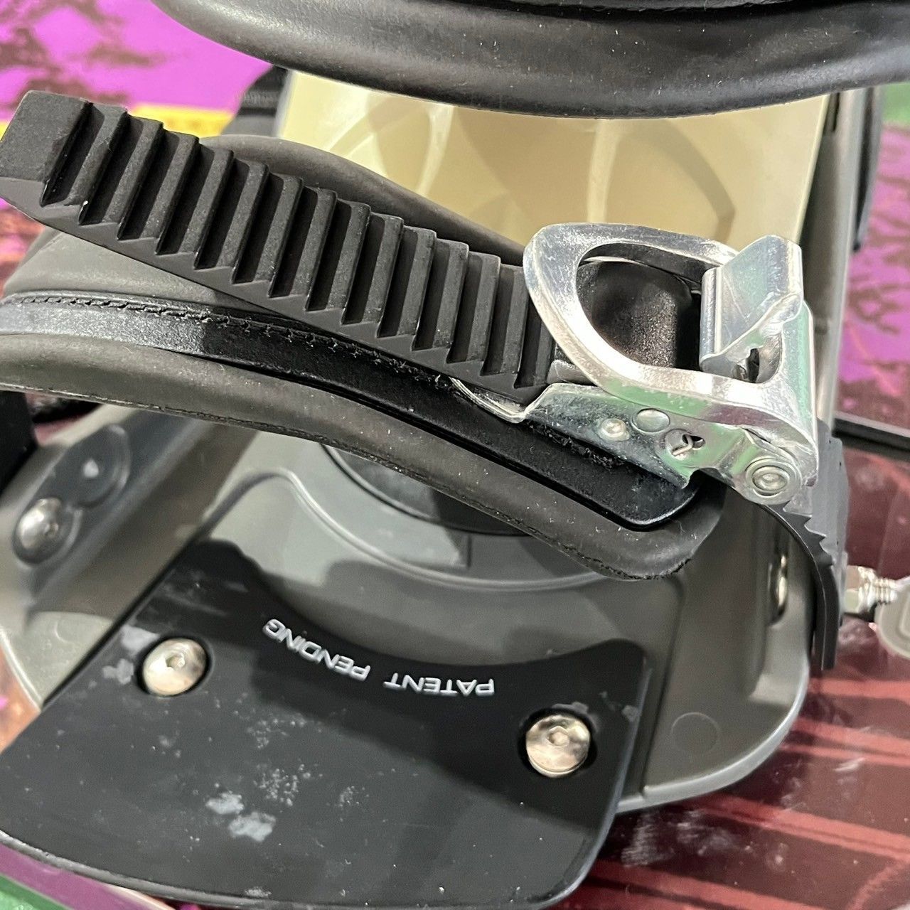 フォーラム　ピーターライン　158　FORUM　peterline FORUM SNOWBOARD PETER LINE 158 jimmy hendricks フォーラム