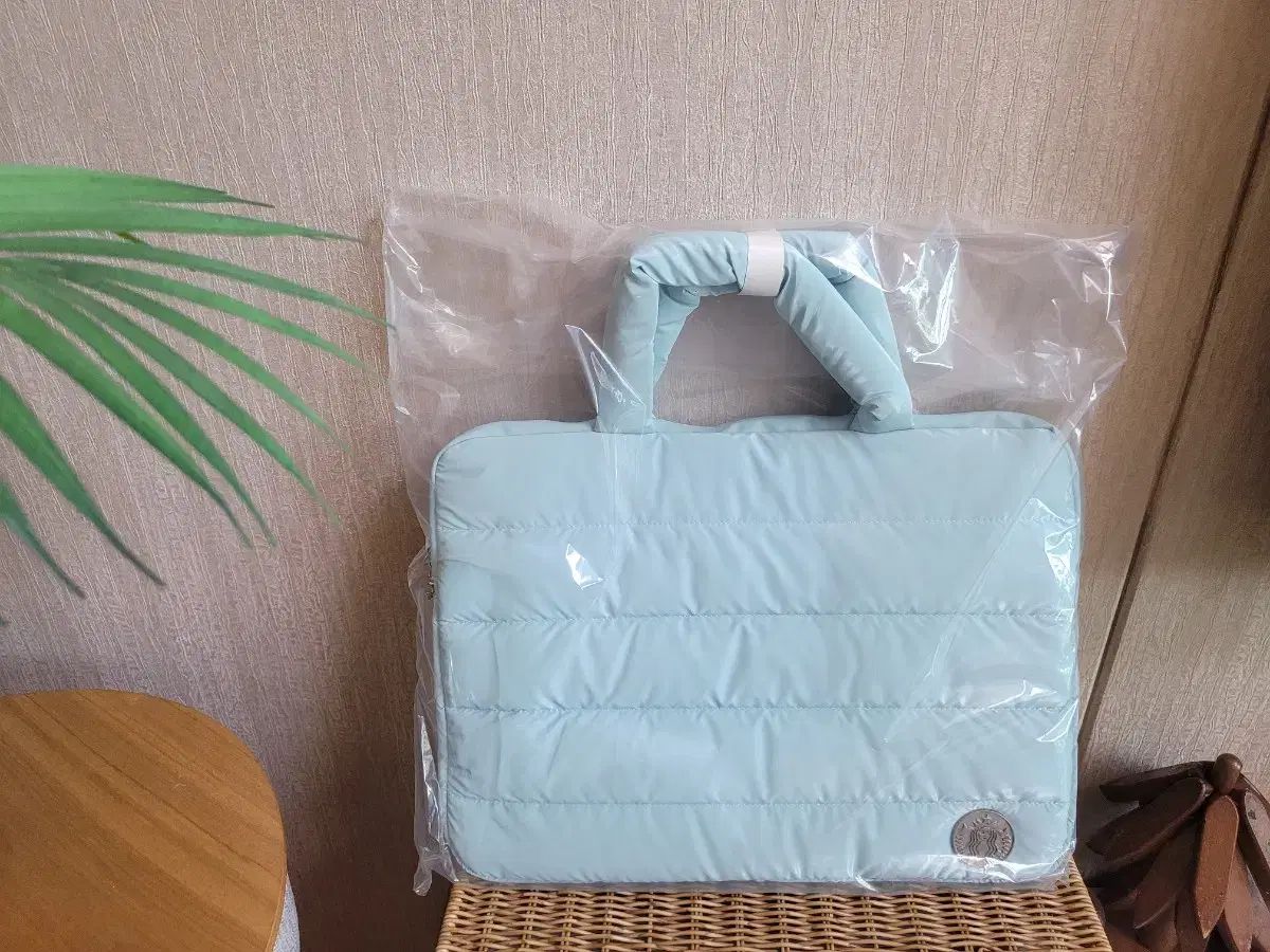 大韓航空 STARBUCKS スターバックス ノートパソコン ポーチ コラボ 15 インチ