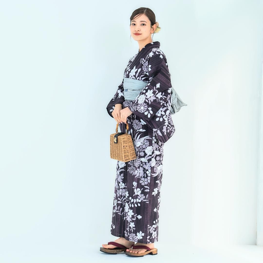 くすみ 紫