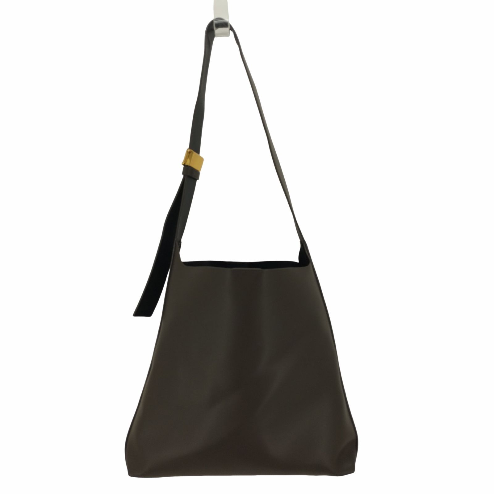 チャールズキース CHARLES & KEITH Edna Tote Bag Dark Moss エドナ トート バッグ レディース 表記無 -  メルカリ