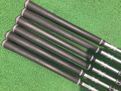 中古】 ダンロップ SRIXON ZX5 6S アイアンセット IR Diamana ZX
