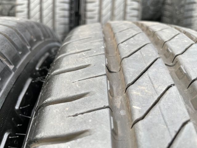 200系ハイエースに！バリ溝！ミシュラン アジリス3 195/80R15C 108/106