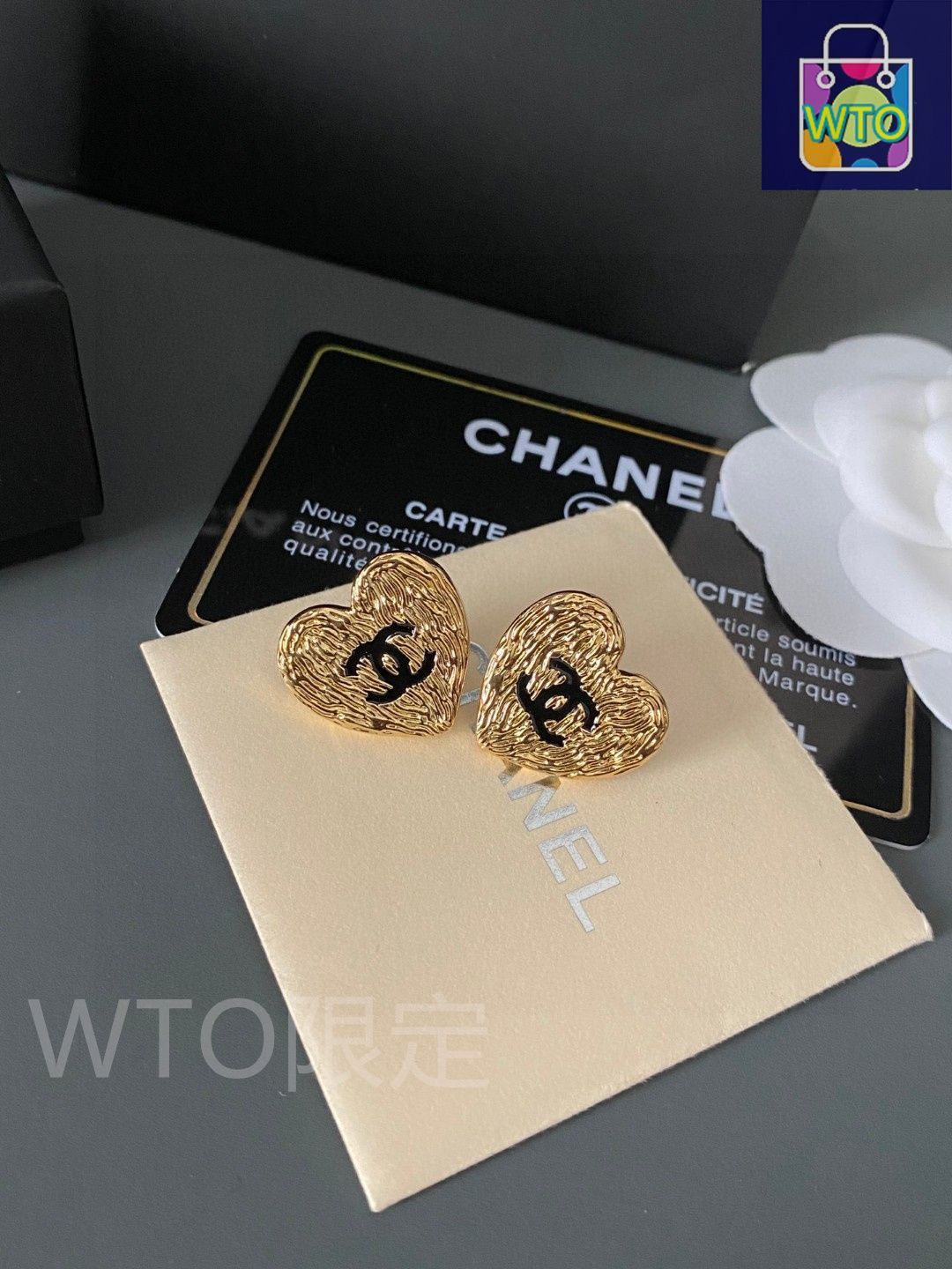 CHANEL シルバー ロゴ ピアス ビンテージ 未使用 保管期間有り 箱付き❗️ 楽天市場】【CHANEL/シャネル】ココマーク ロゴ ピアス シルバー
