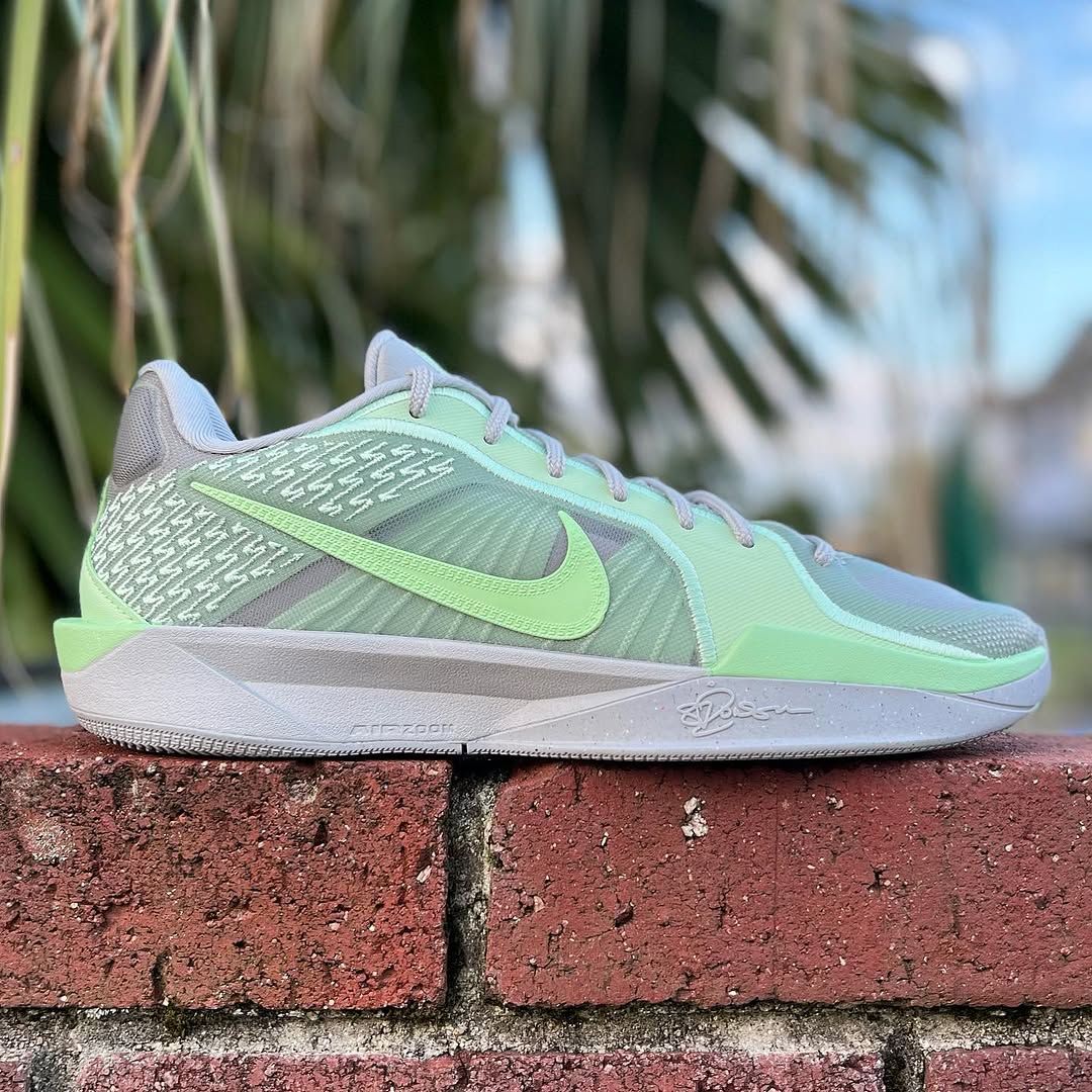 NIKE バッシュ サブリナ2 ウィメンズ29.5cm NIKE SABRINA 2 EP 'COLOR VISION' 'MENS SIZE' ナイキ サブリナ