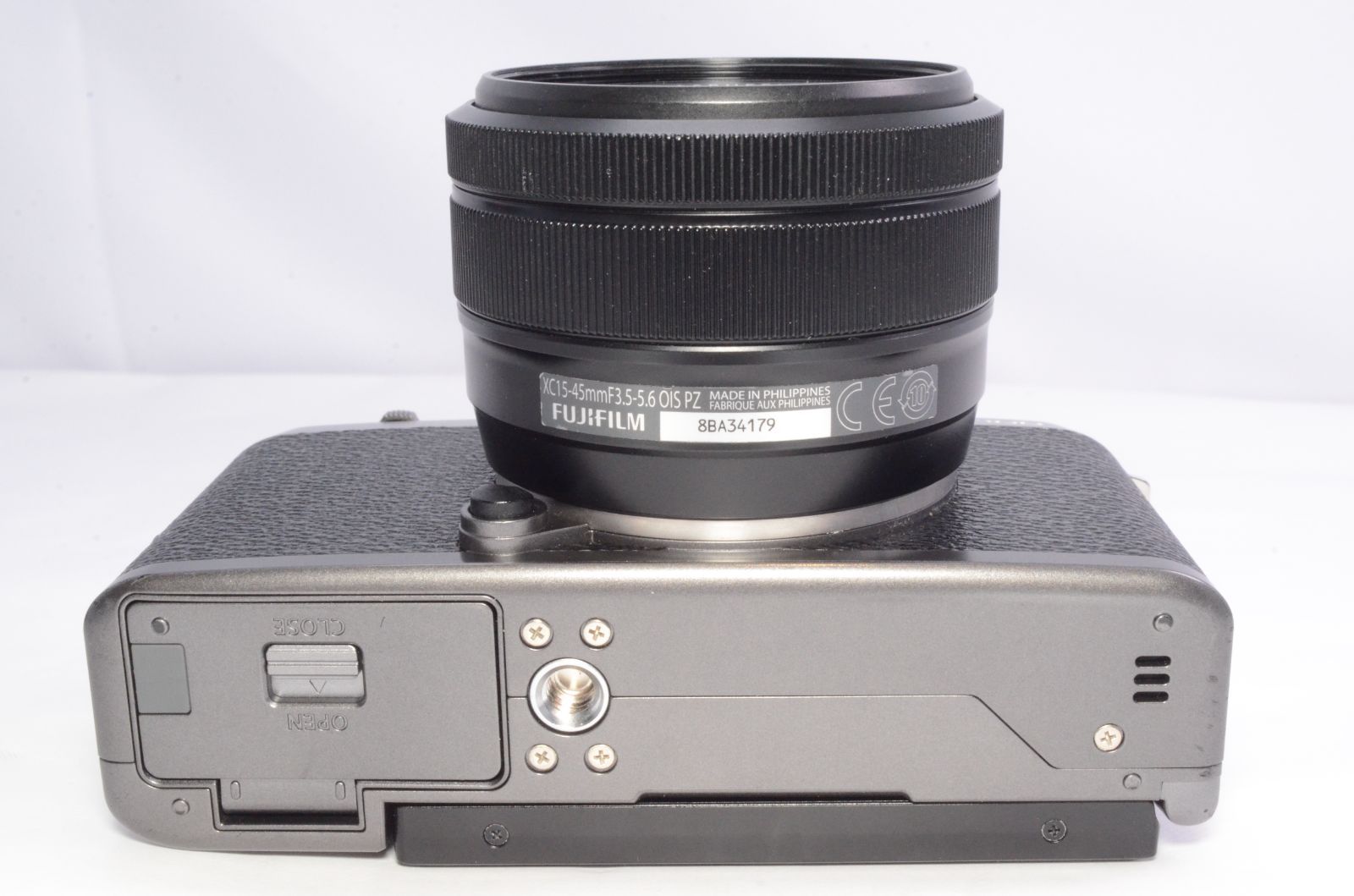 FUJIFILM X-T100 レンズキット　ダークシルバー FUJIFILM フジフイルム X-T100 レンズキット ダークシルバー FUJIFILM