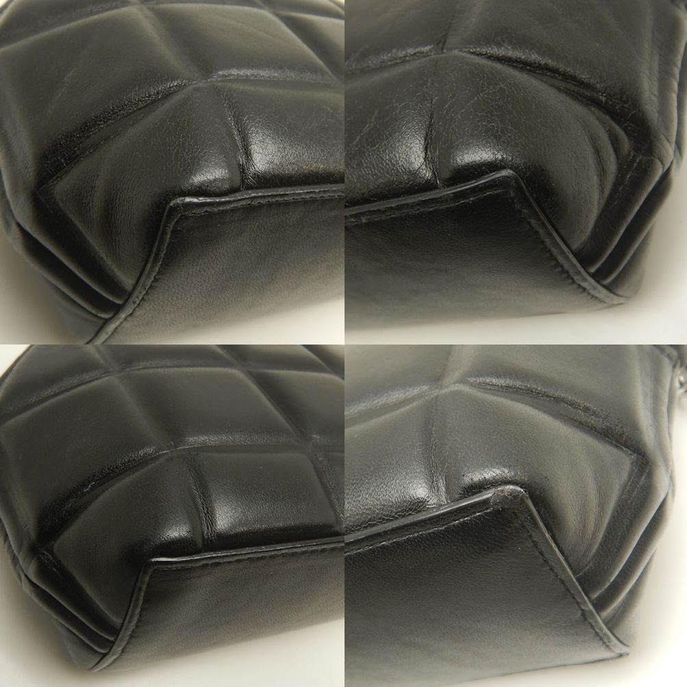 BOTTEGAVENETA ボッテガヴェネタ パデットハーフムーン チェーン  