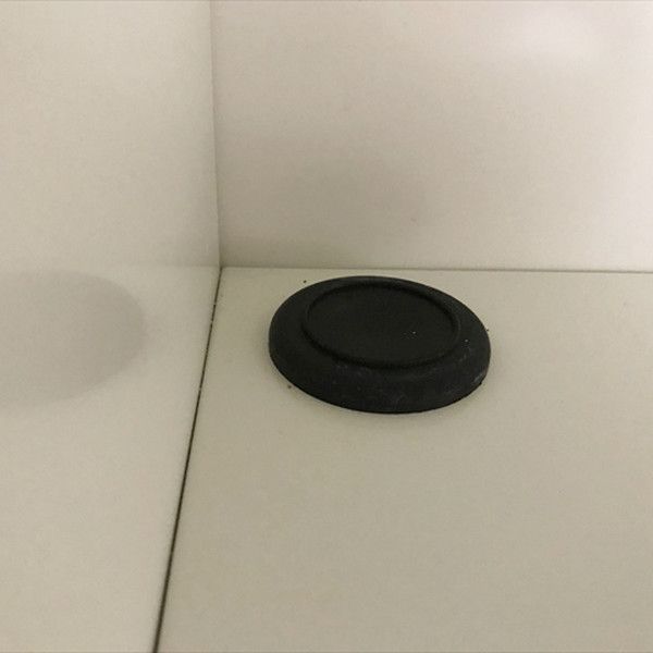 プラス ホワイト