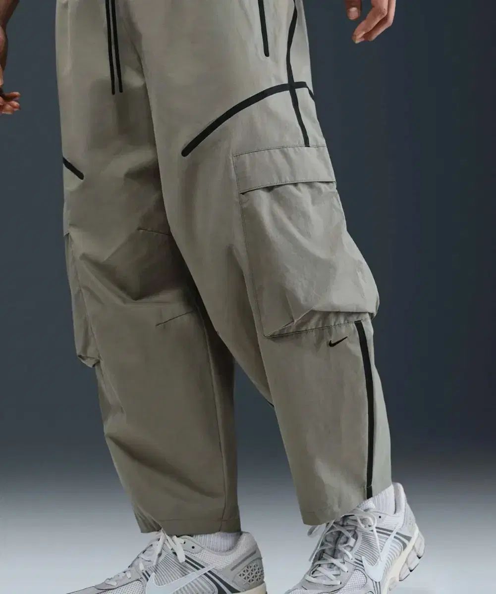 Nike ナイキ テック カーゴ スニーカー パンツ M ライト アミ ブラック HJ2951 ー 3