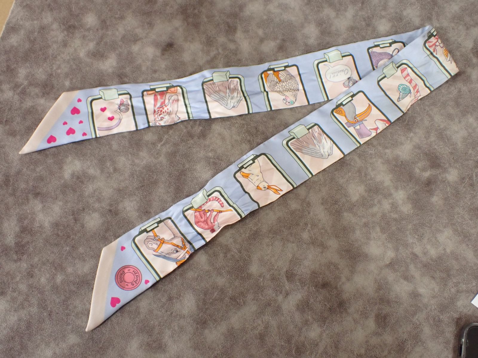 HERMES エルメス ツイリー エルメスストーリー パステルブルー