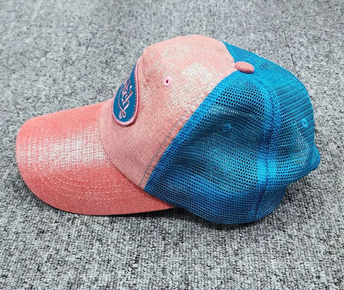 【ピンク】Von Dutch ボンダッチ　メッシュ帽　レディース　新品 Von Dutch ボンダッチ ロゴ 帽子 メッシュキャップ ピンク (Von Dutch