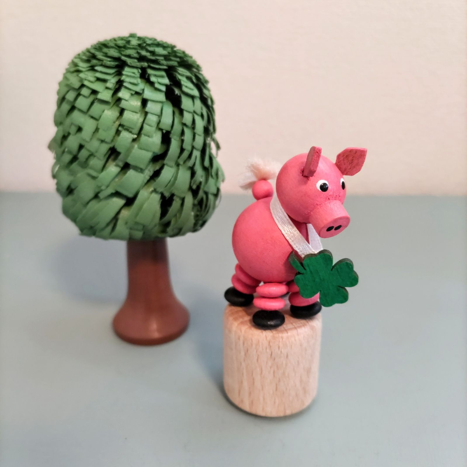 ドイツ ミニチュア 貴重 工芸品 木製