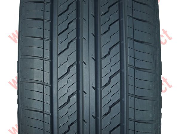 サマータイヤ 夏