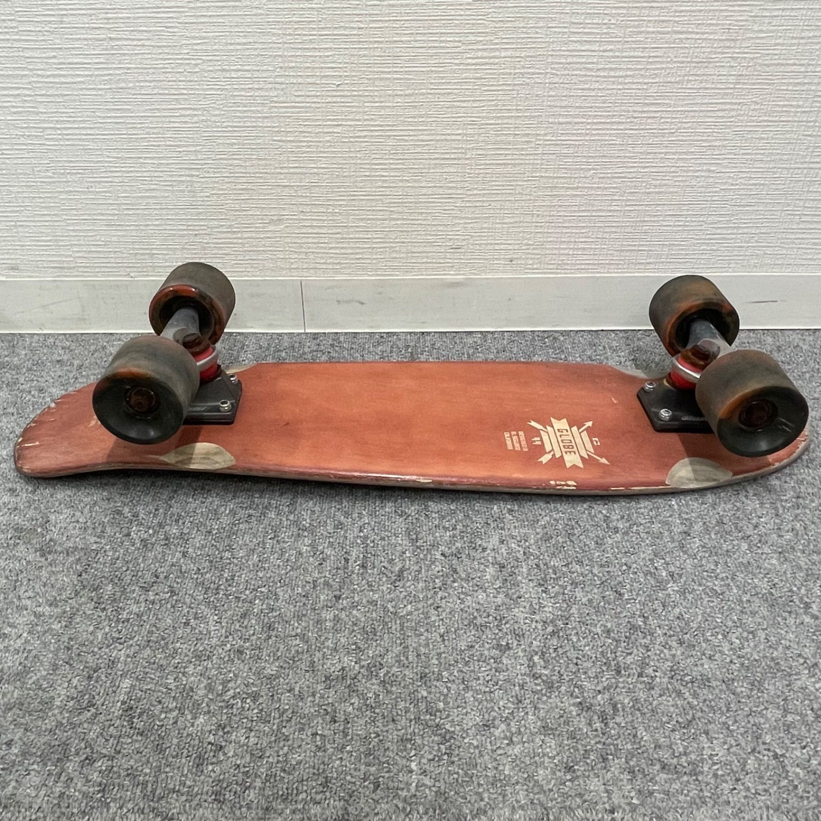GLOBE スケボー　スケートボード GLOBE グローブ カービング スケートボード 完成品 ZUMA SURF