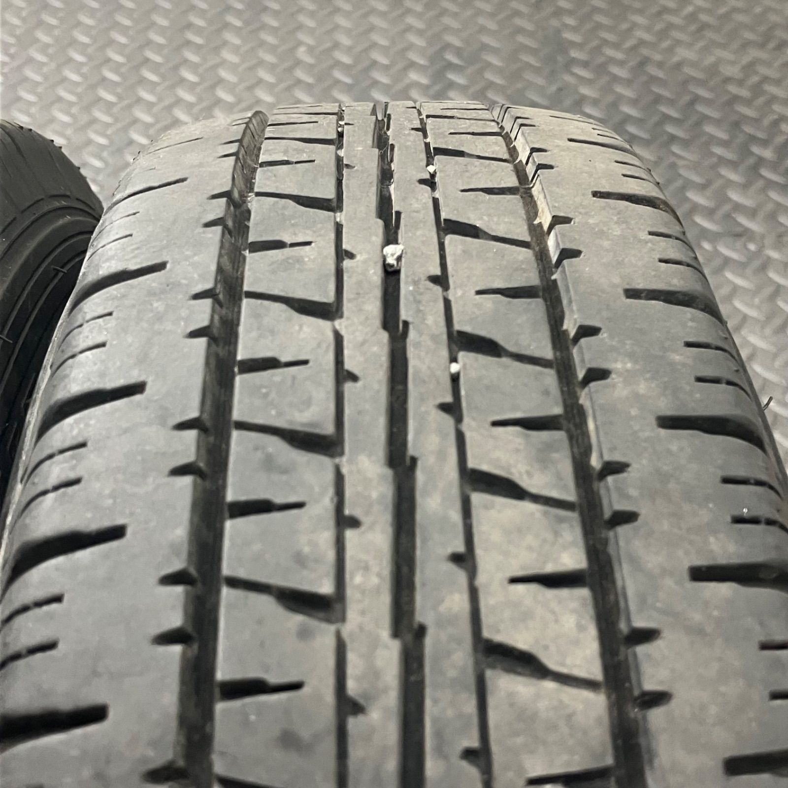 唯一無二 18〜20年製 145R12 6PR LT ダンロップ エナセーブVAN01 スバル サンバー サンバーディアス 1060E