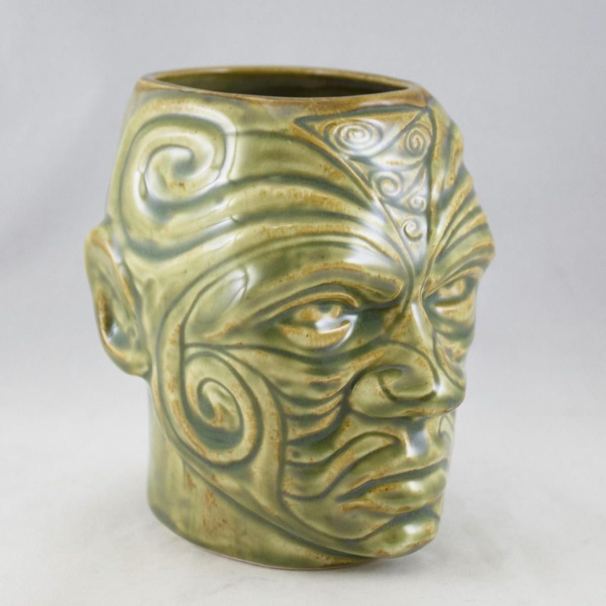Tiki Farm ティキ マグ THE PASSENGER GREEN Mug Tiki Farm ティキ マグ THE PASSENGER GREEN Mug