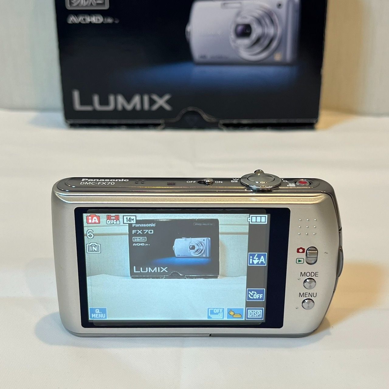Panasonic LUMIX DMC-FX70 シルバー コンデジ デジカメ Panasonic LUMIX DMC-FX70 シルバー コンデジ デジカメ