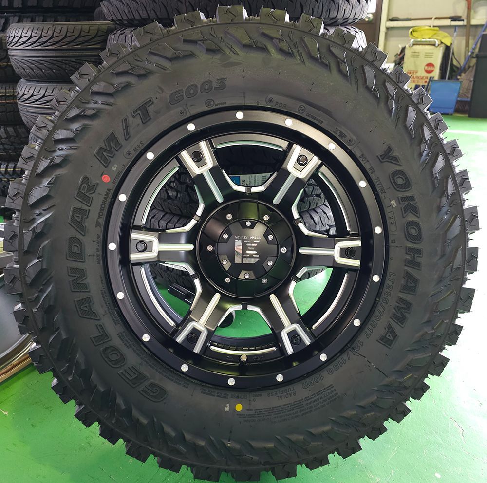 サーフ プラド FJクルーザー ハイラックス LEXXEL アウトロー offroad style 17インチ ヨコハマ ジオランダー M/T G003  265/70R17