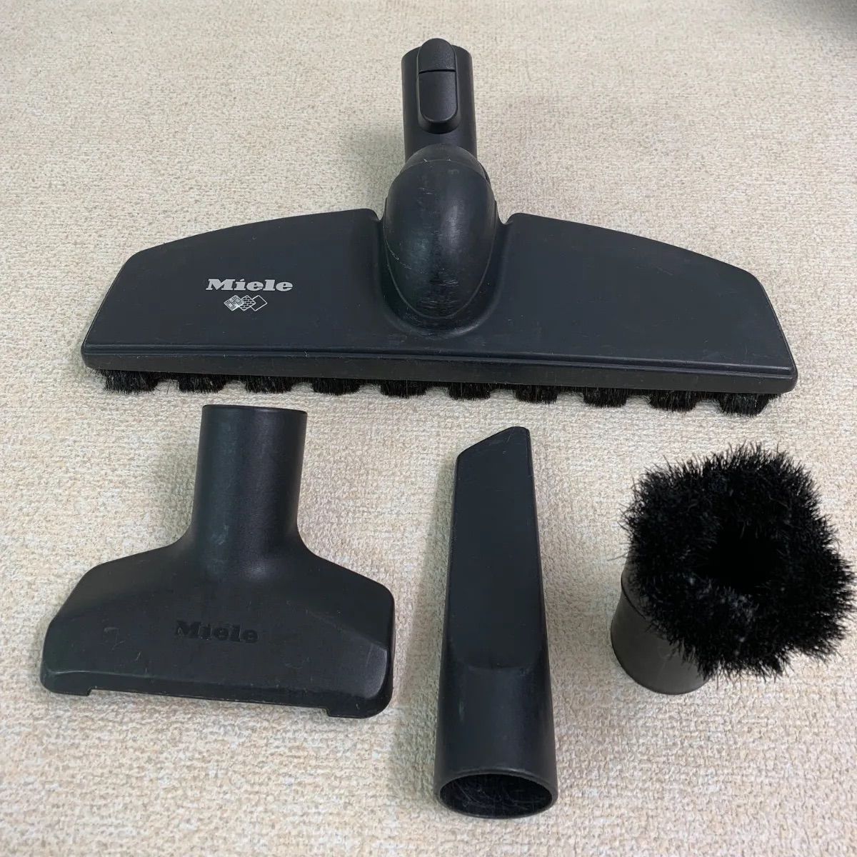 フォロー割対象商品】ミーレ 掃除機 ブルーラグーンS4210 - メルカリ