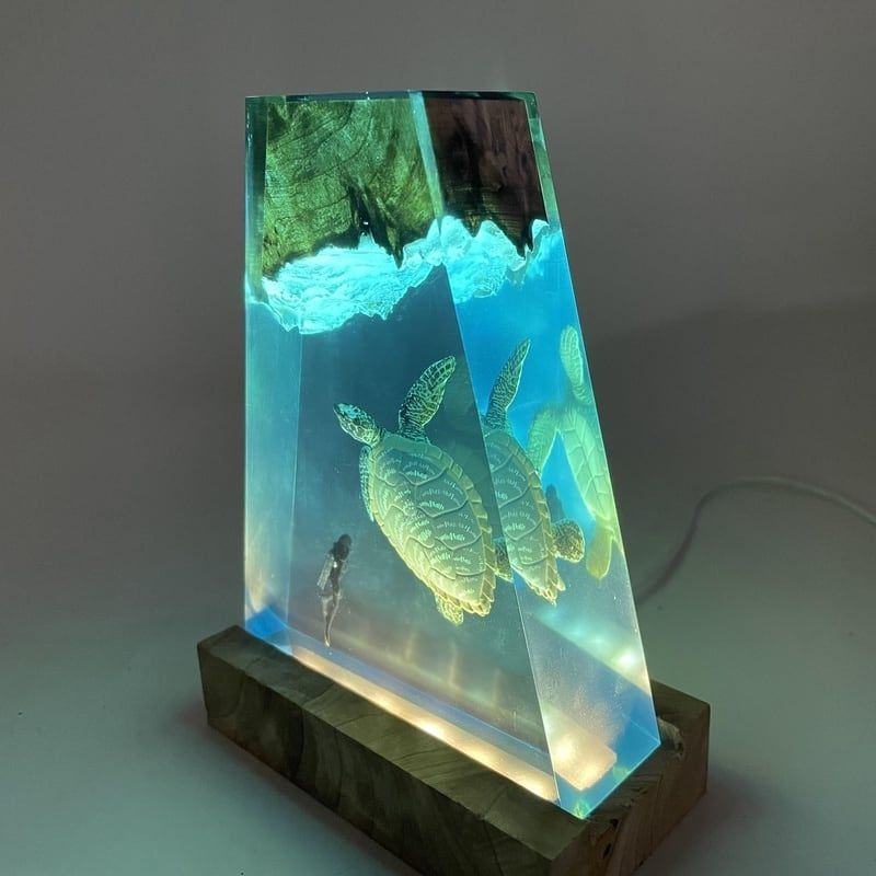 新品 レジンアート ナイトライト 海洋生物 ウミガメダイバー USB給電 ランプ 新品 レジンアート ナイトライト 海洋生物 ウミガメダイバー USB