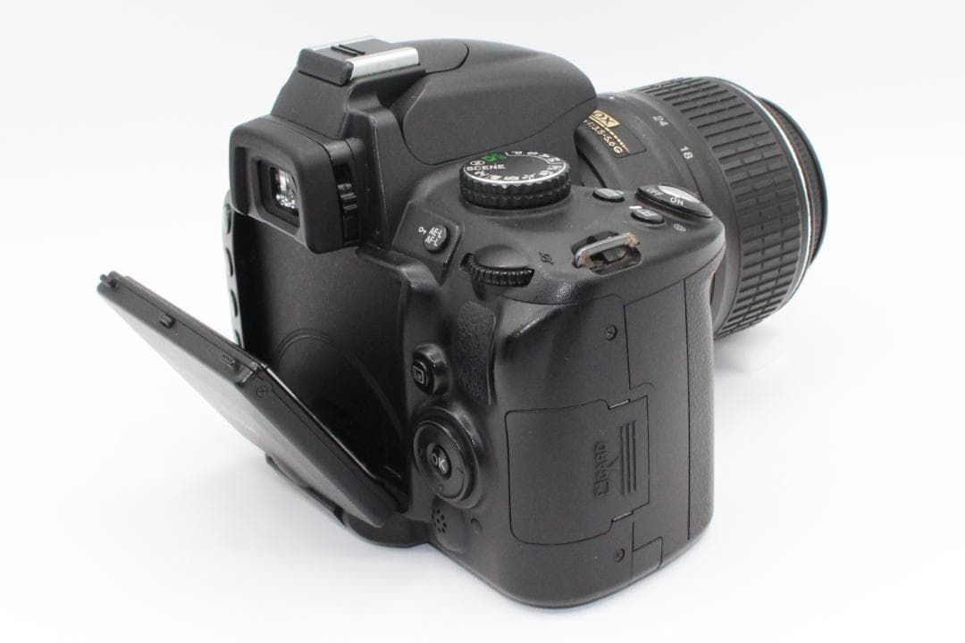 欲しいモノを一括サーチ。 ショット数 少 ニコン Nikon D5000 レンズキット デジタル一眼レフ 現状品 カメラバッグ付き 220