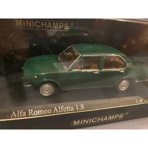 Alfa Romeo Alfetta 1.8 1972 MINICHAMPS 新品未使用 1/43ミニカー