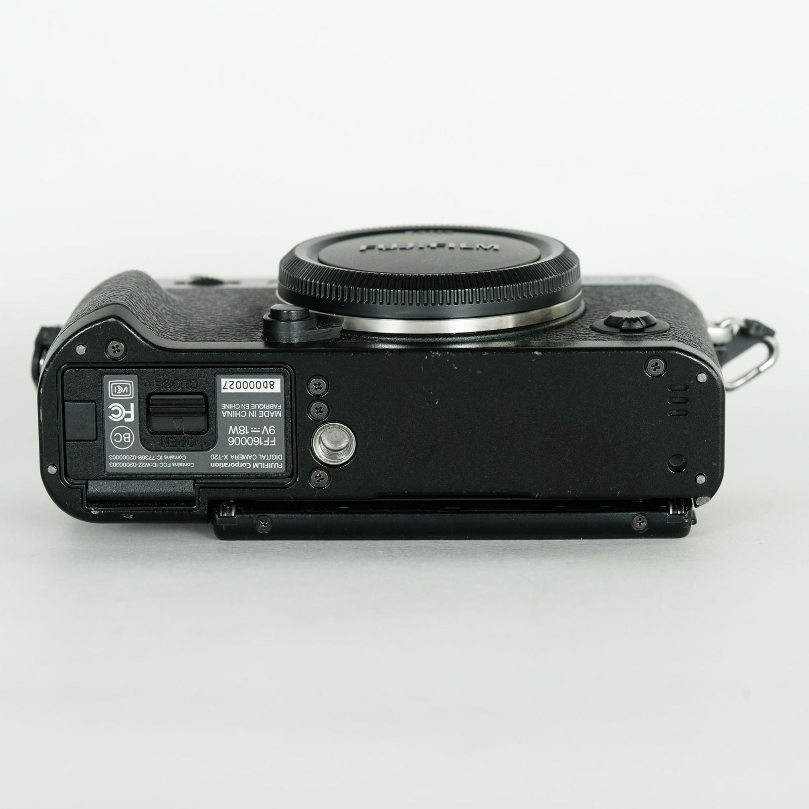 ☆山田☆Fujifilm X-T20 ボディ ブラック ミラーレスカメラ ☆山田様