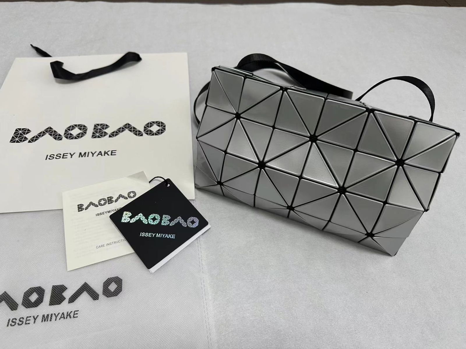 最終価格 ほぼ新品 バオバオ BAOBAO ISSEY MIYAKE - トートバッグ