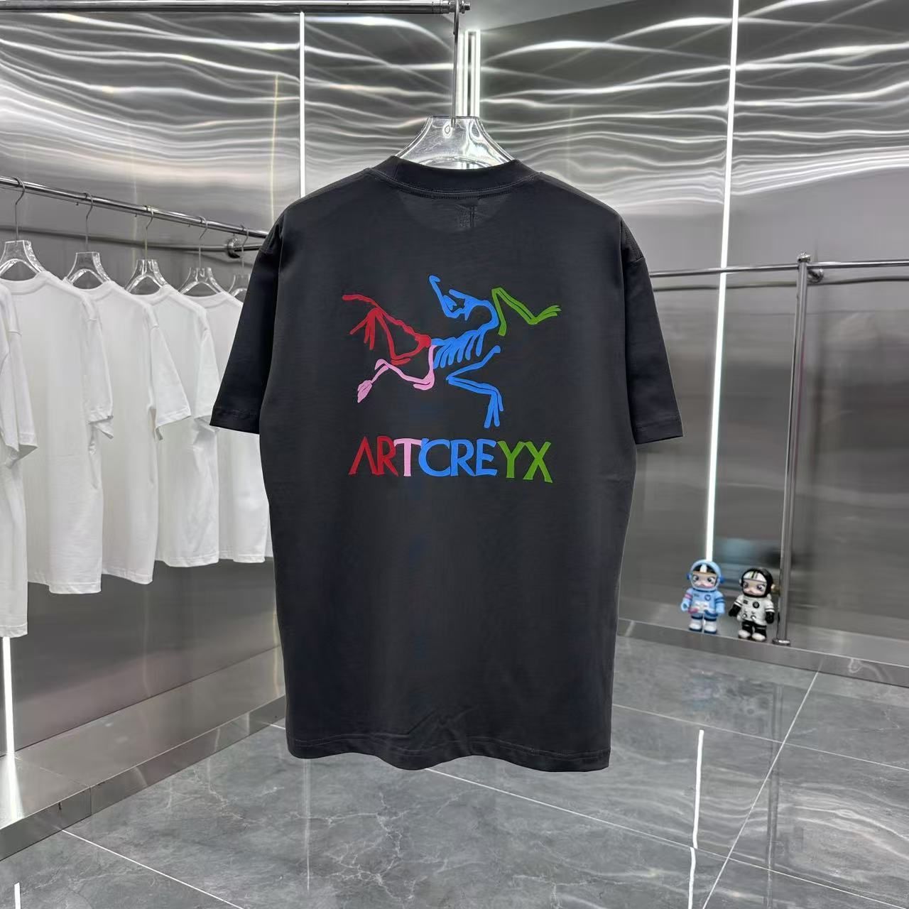 Arcteryx アークテリクス カラフルプリント半袖Tシャツ - メルカリ