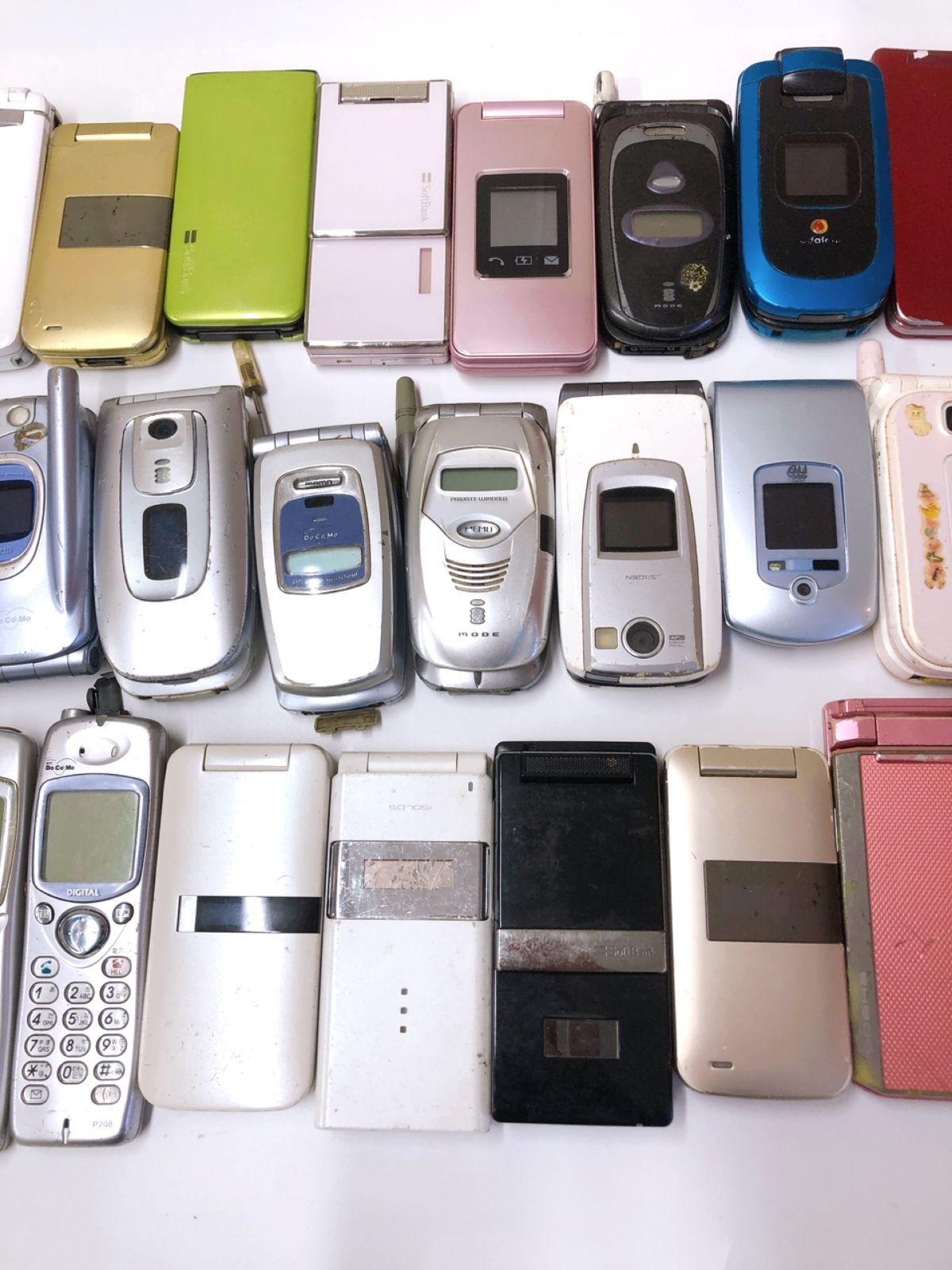 1407-1595】 携帯電話 大量おまとめ 41点 約3.5kg 未選別