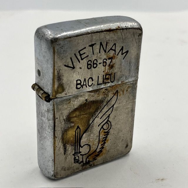 ZIPPO ベトナム 1966年 南ベトナム軍空挺科章 ベトナムジッポー
