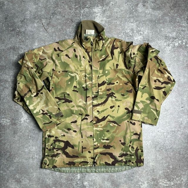 イギリス軍 ミリタリー MILITARY カモ 迷彩 ナイロンジャケット